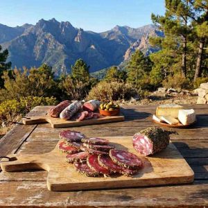 Saucisse sèche aux herbes, Corse
